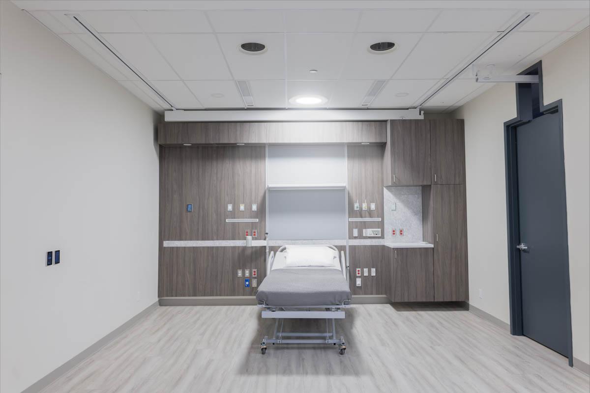 Feature Product - Solar Callisto Series Multifunction Light